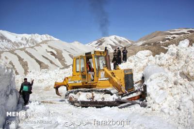 40 روستای اهر همچنان در محاصره برف و کولاک