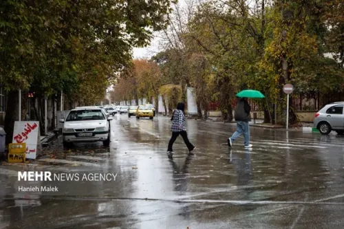 وقوع رگبار و وزش باد شدید در راه تهران کاهش ۴ درجه ای دما از جمعه